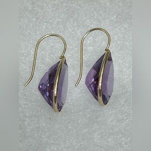 14K Yellow Gold Pear Shaped Amethyst Drop Earrings 5g
